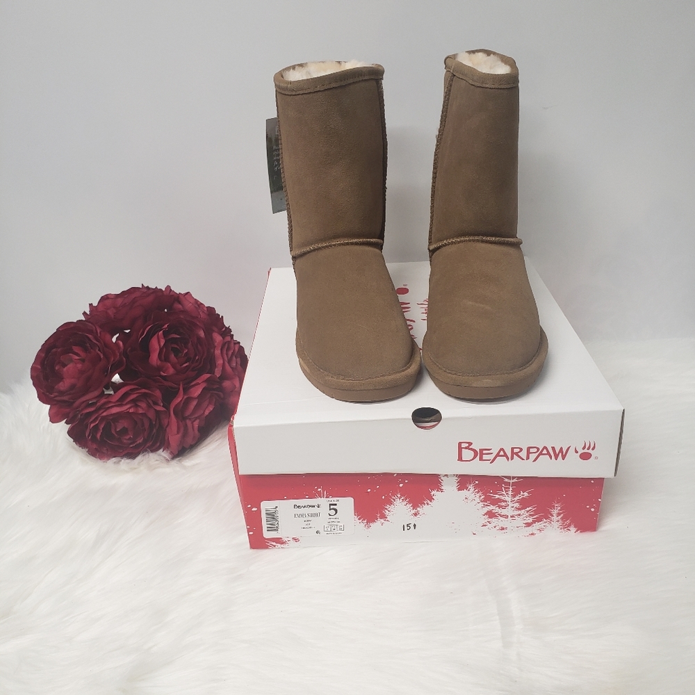 BearPaw Emma Short Boots size 5